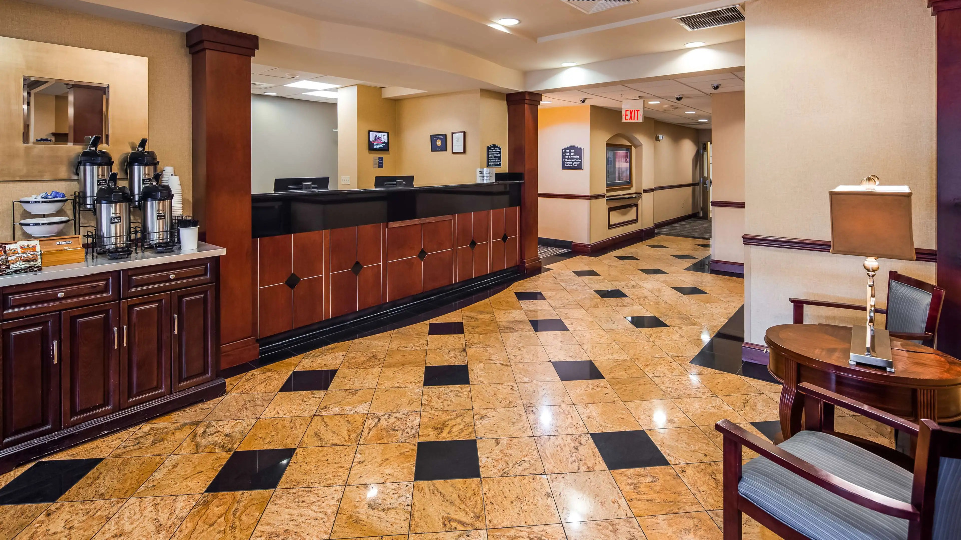 Holiday Inn Express & Suites Williamstown - Glassboro