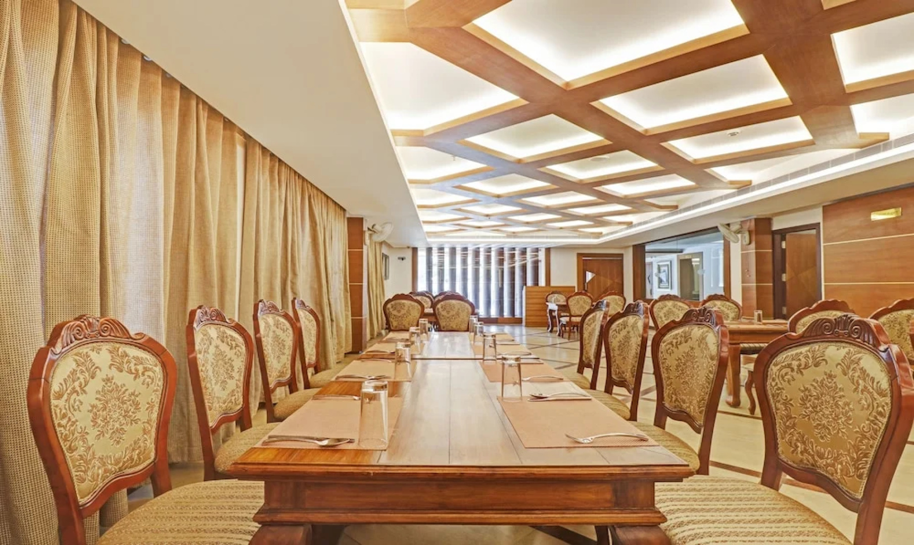 Treebo Tryst Vakkom Palazzo