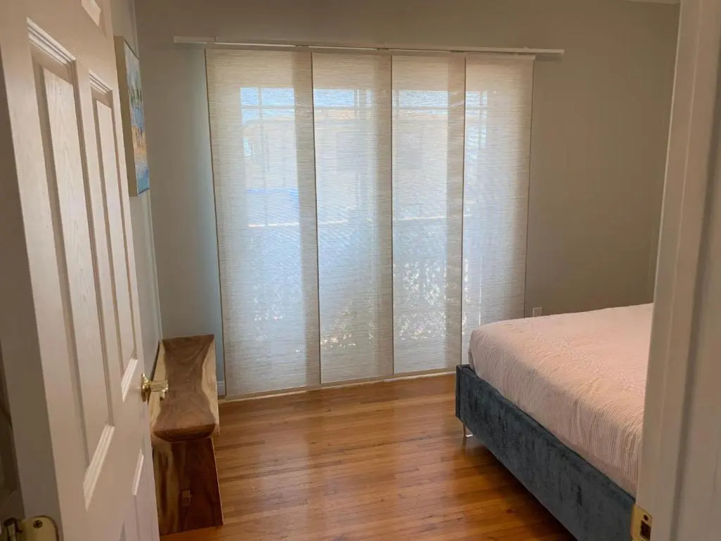 Rustling Leaves 2bd/1 ba Upstairs Parking/Laundry