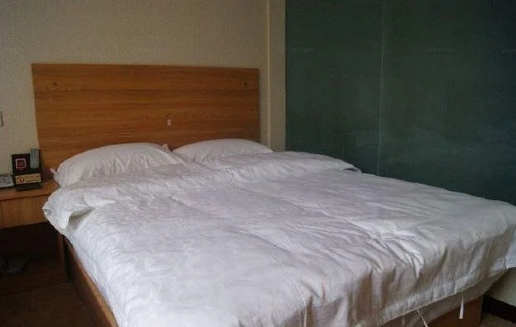 Libo Huatai Business Hotel