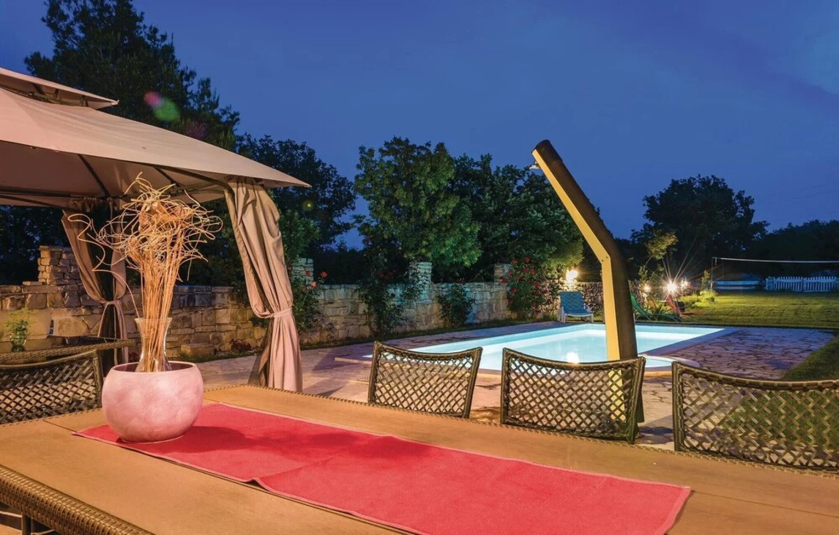 Amazing Home in Lozovac with Hot Tub, WiFi & 4 Bedrooms