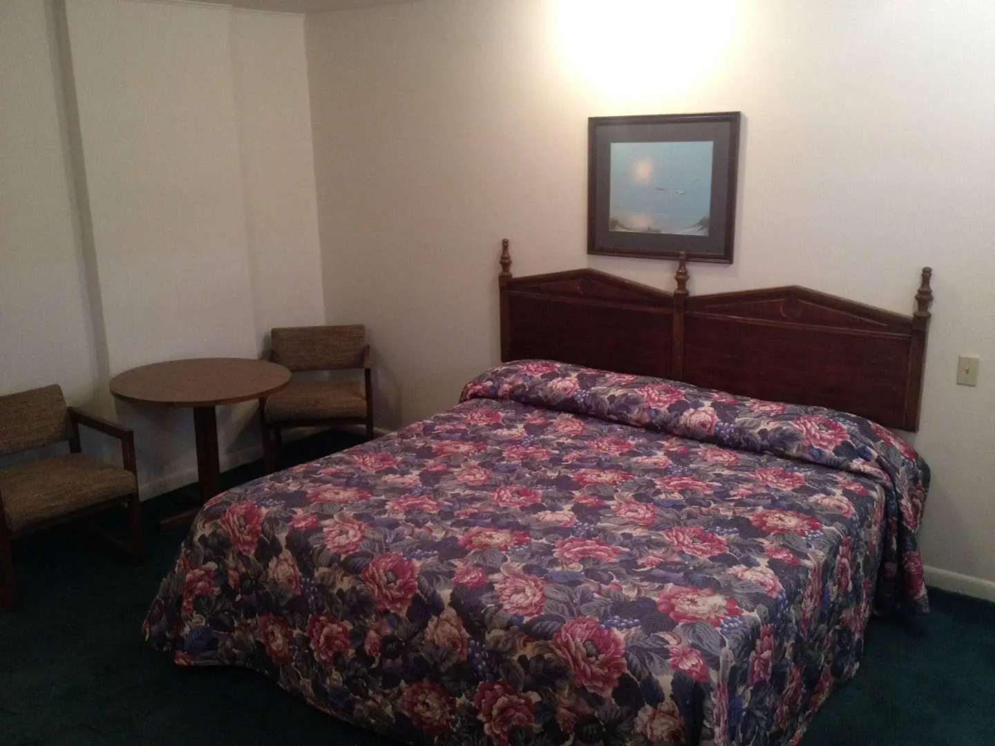 Sawmill Lodges Motel