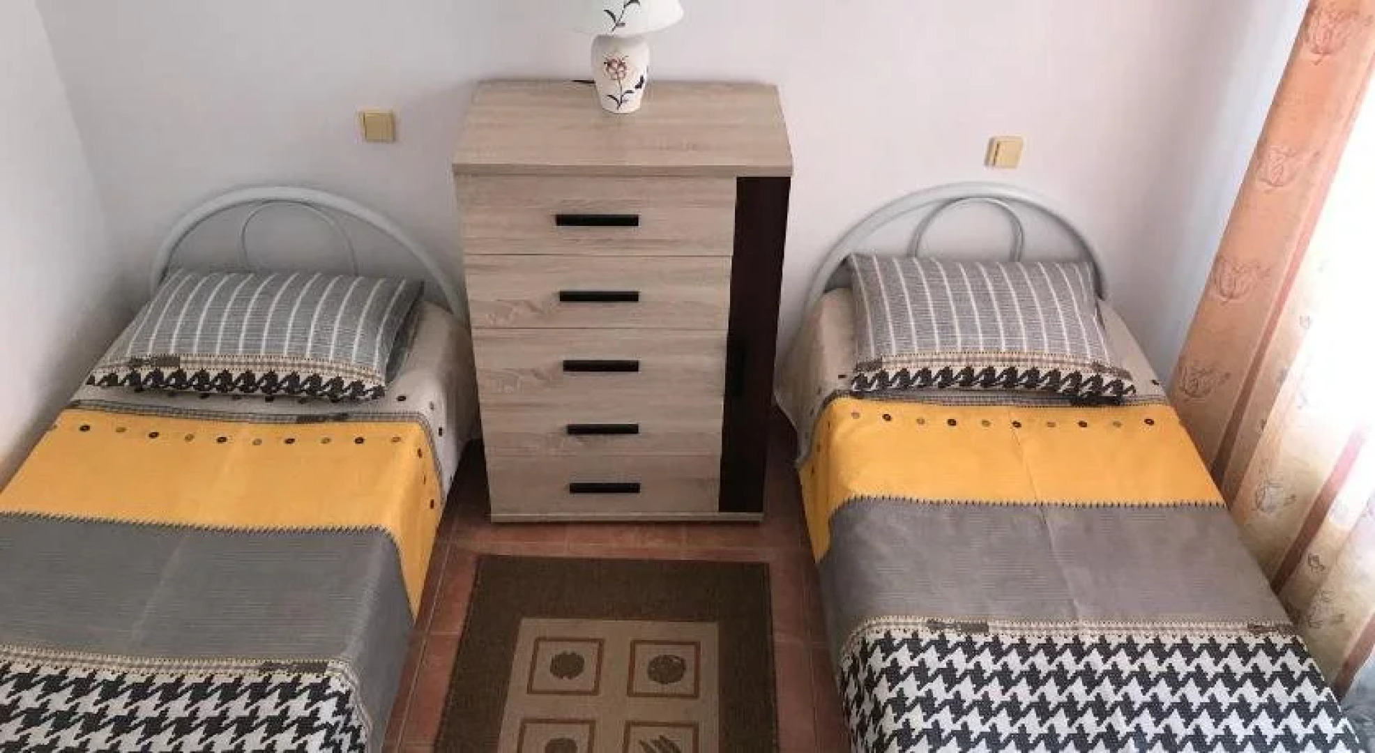 U Treh Roz Guest House