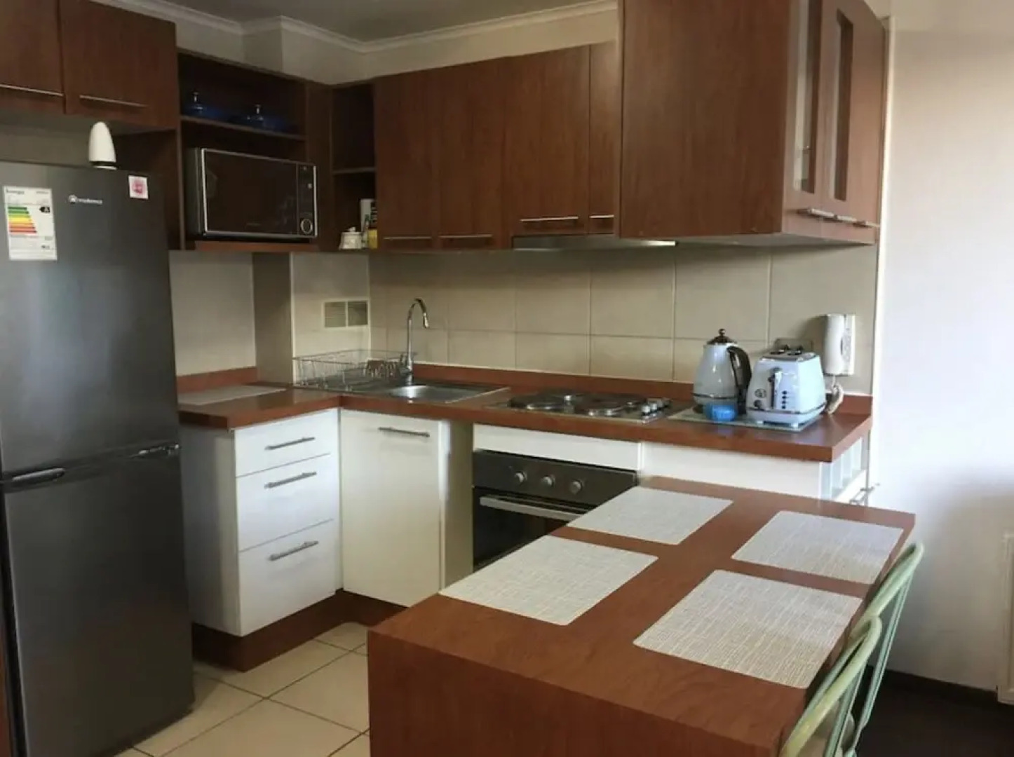 445 Obispo Hipolito salas