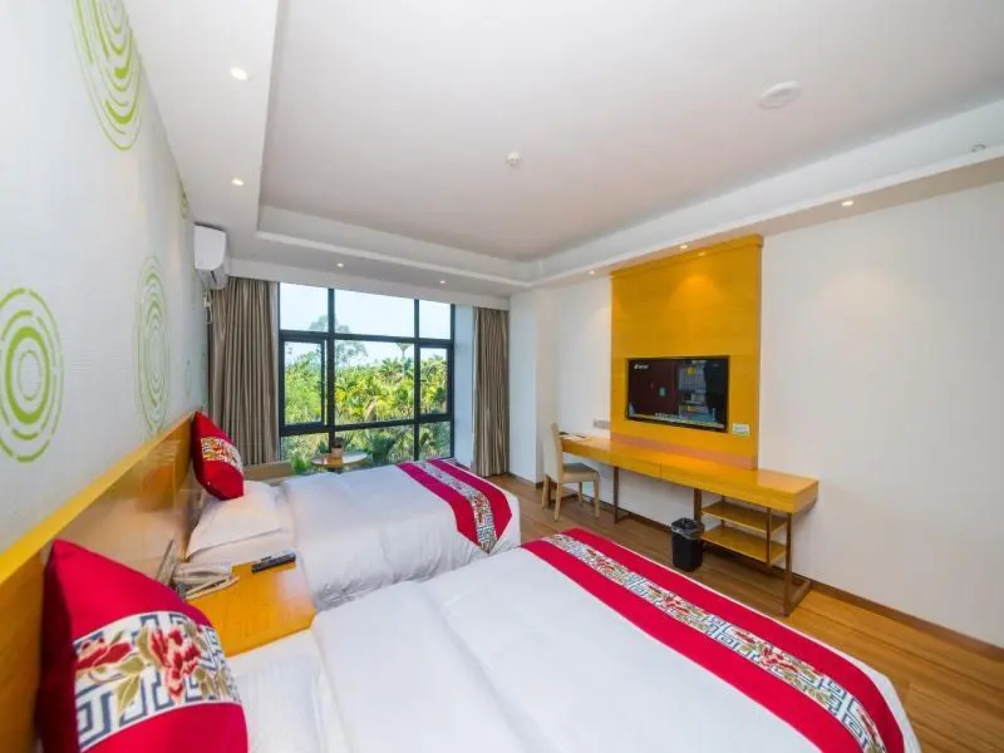 GreenTree Inn Qionghai Bo'ao Railway Station