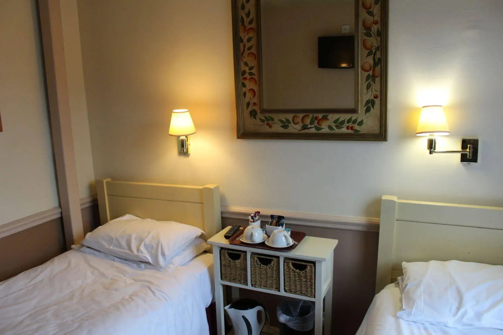 The Whyte Harte Hotel - Inn