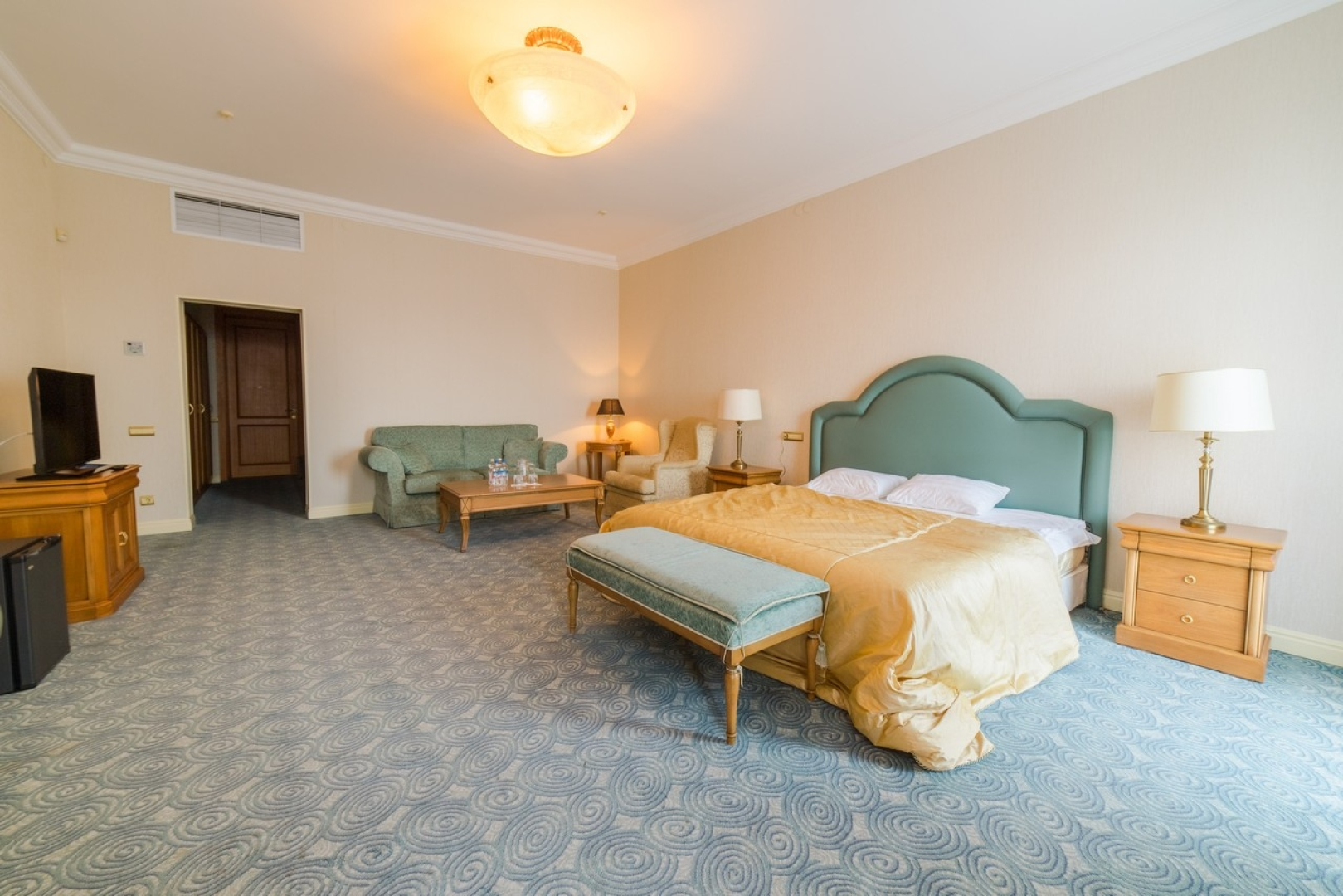 Вилла Дивный Мир Карасан