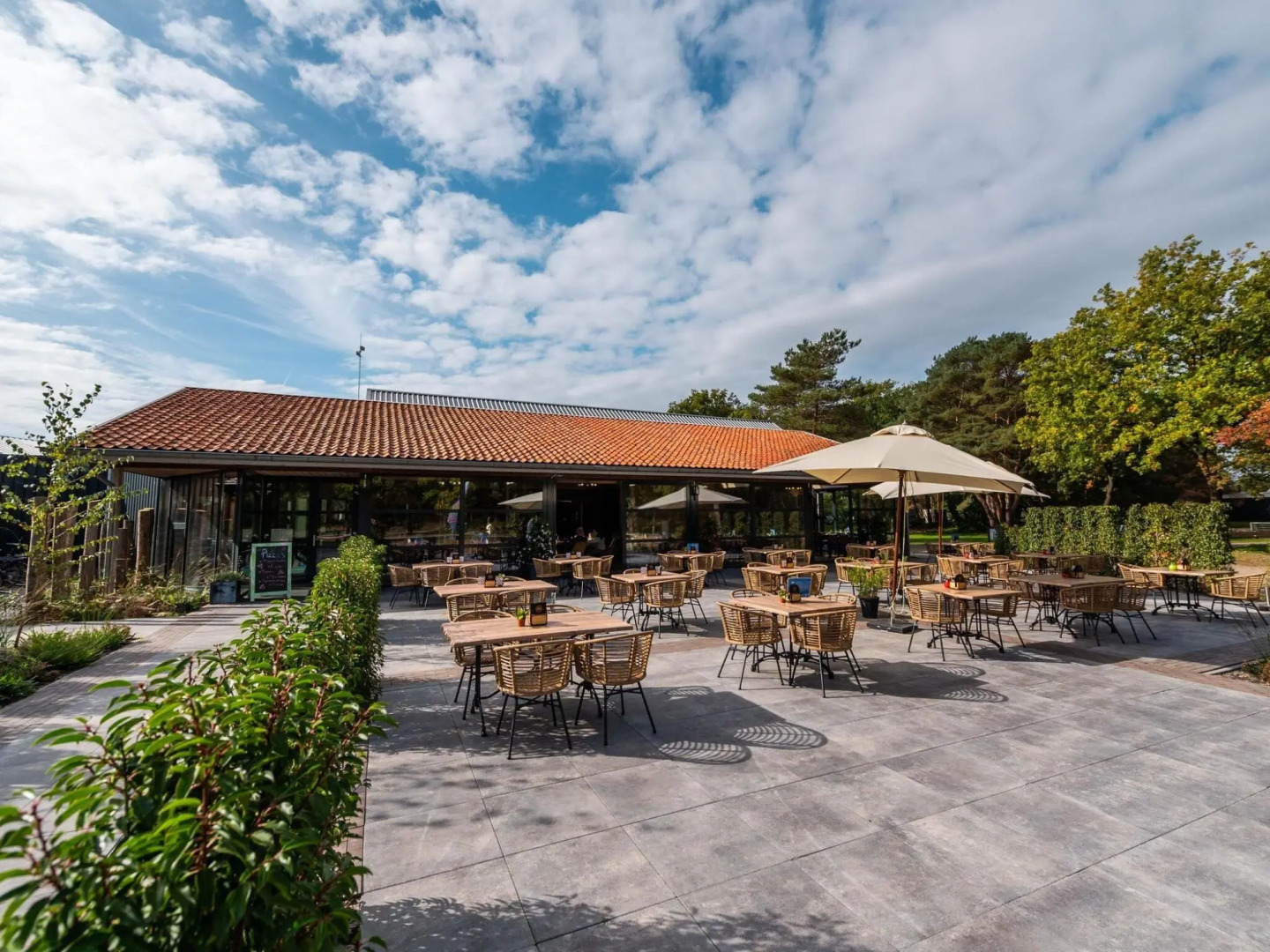 Wooden chalet with microwave, on a holiday park near three national parks