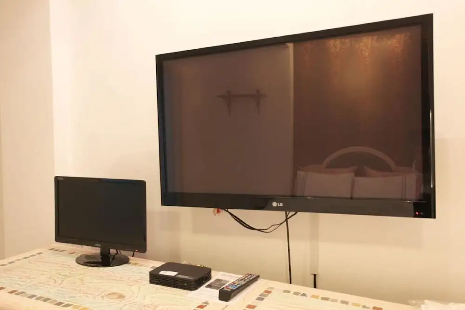 Feel Love Drive-in Motel