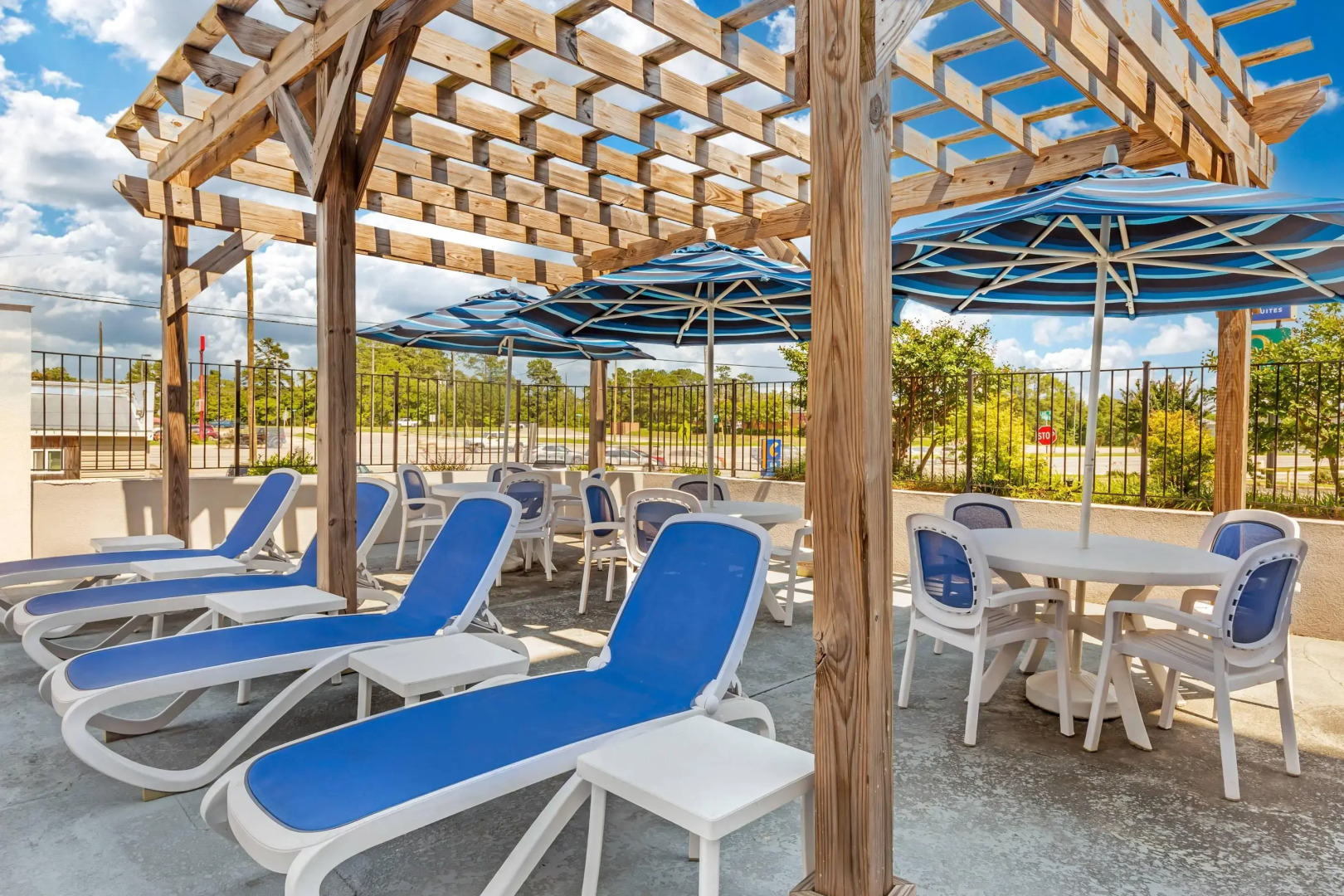 Quality Inn & Suites Spring Lake - Fayetteville near Fort Bragg