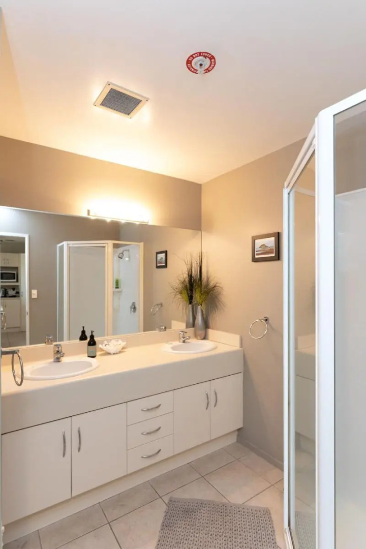 Oceanside Resort & Twin Towers