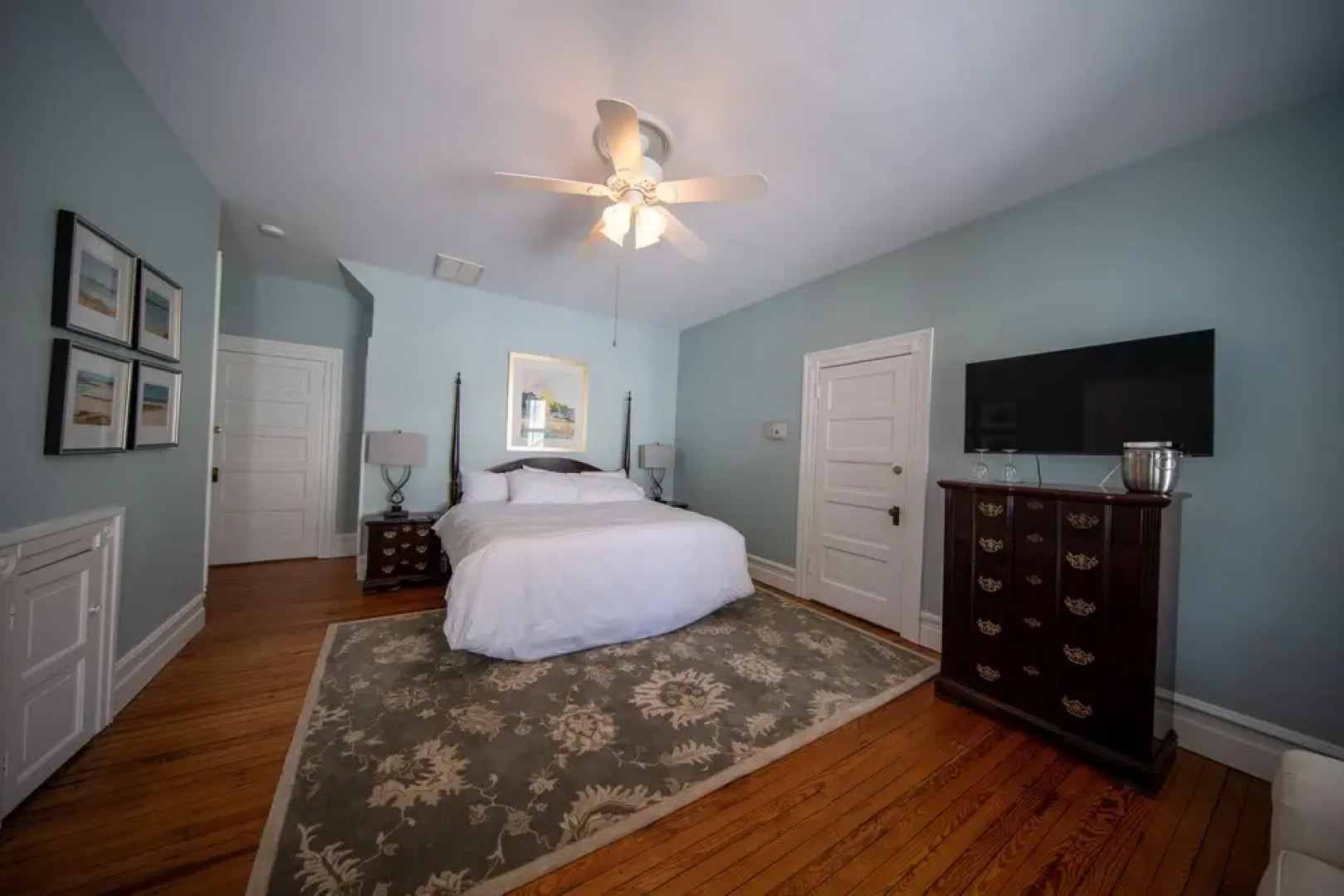 The Edenton Collection-Captain's Quarters Inn