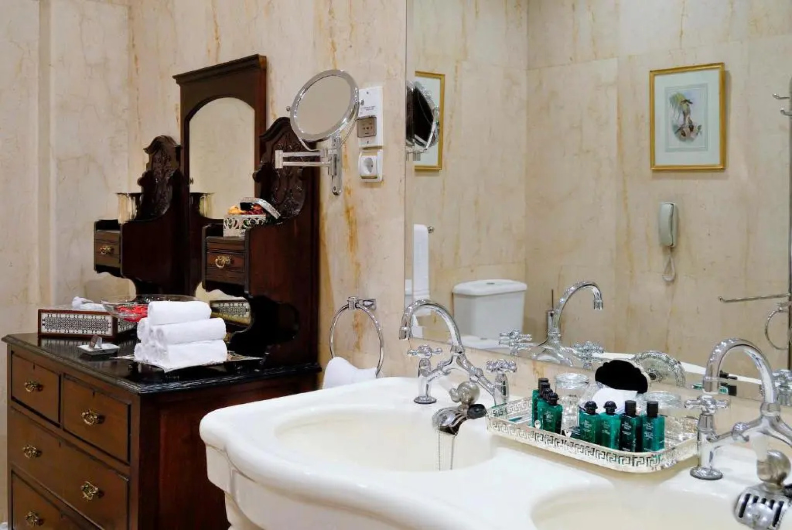 Pavillon Winter Luxor