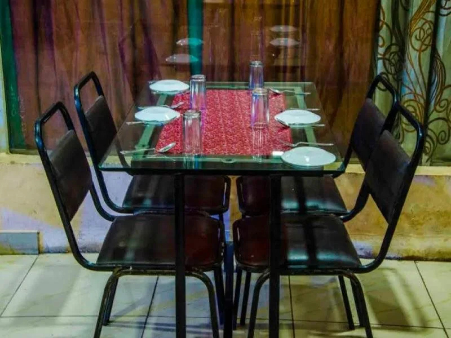 Hotel Kanha