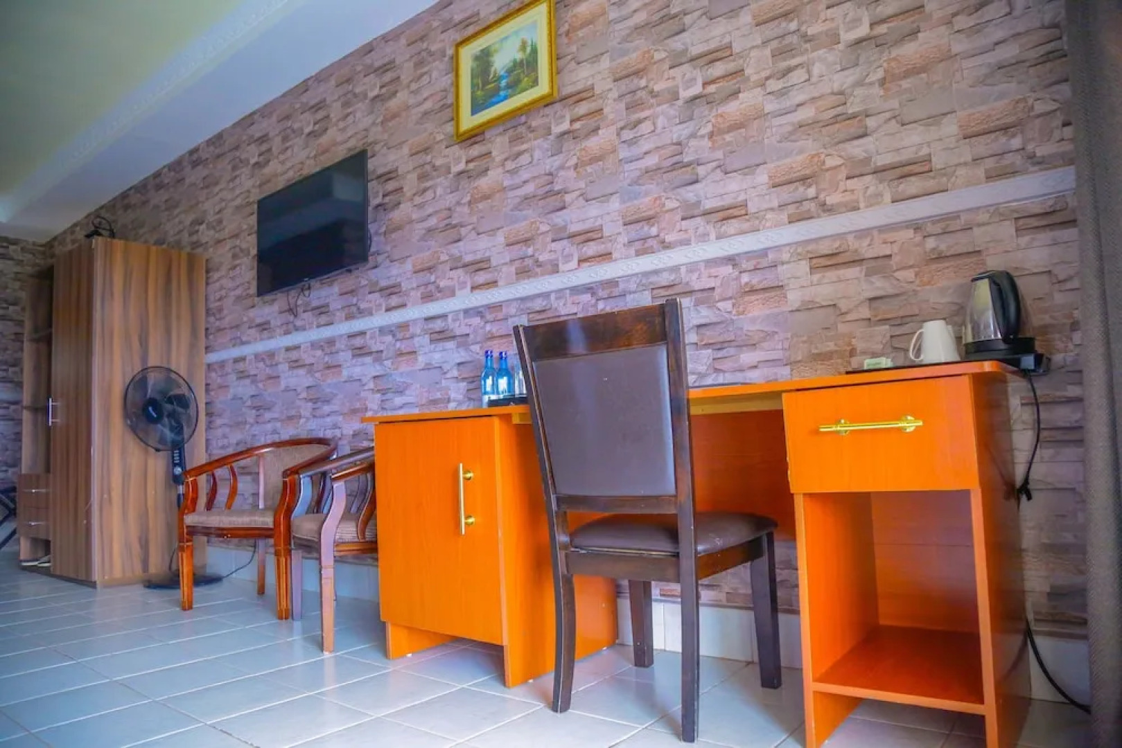 Nokras Riverine Hotel & Spa