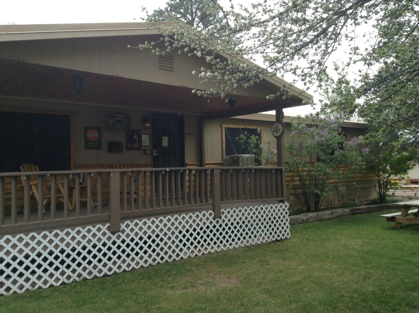 Rainbow's End Resort on Rainbow Lake
