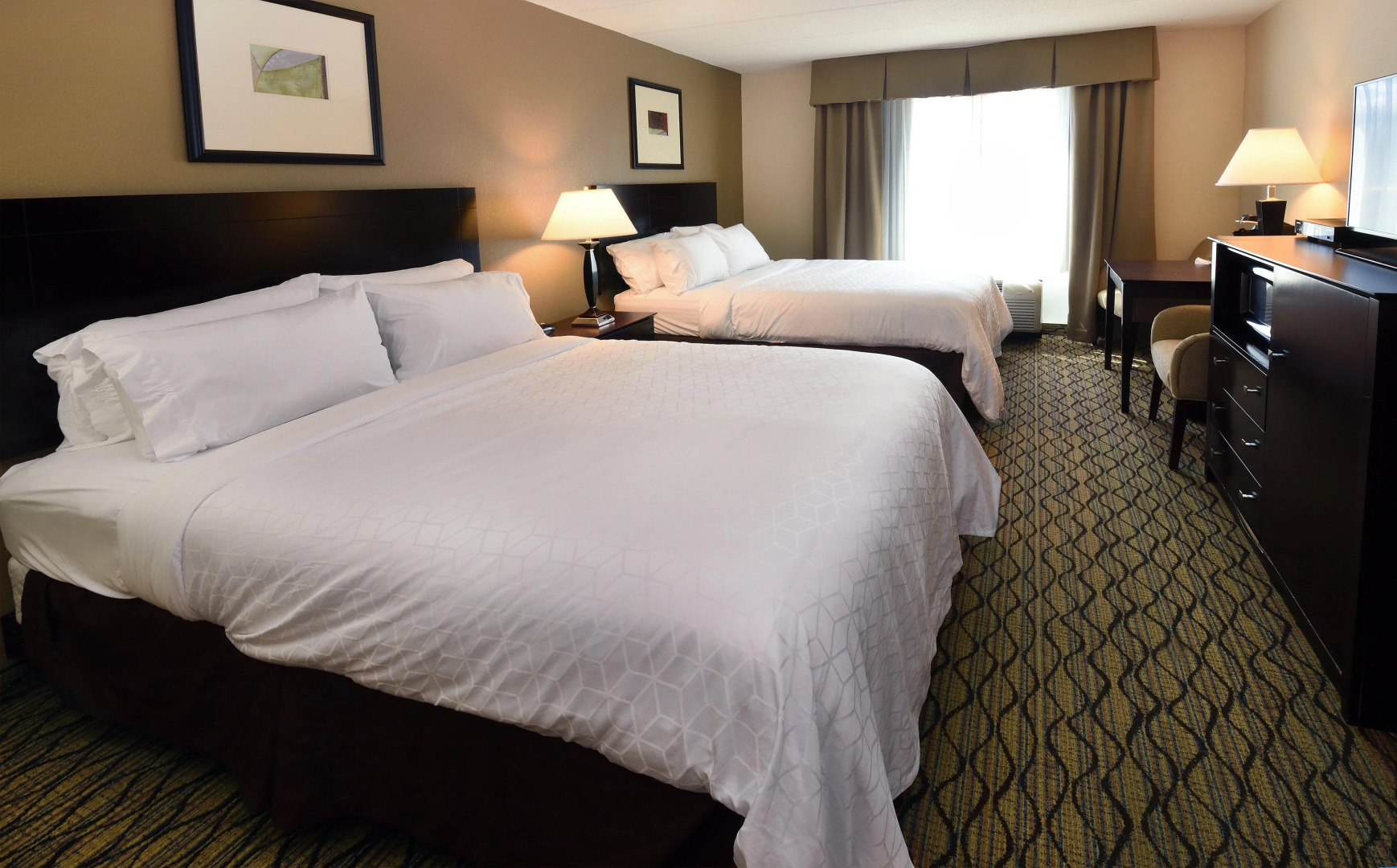 Holiday Inn Express & Suites Milford by IHG