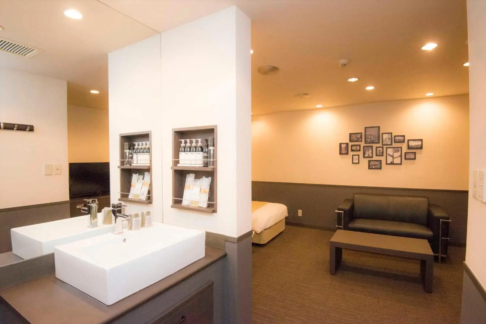 Hotel Double Funabashi