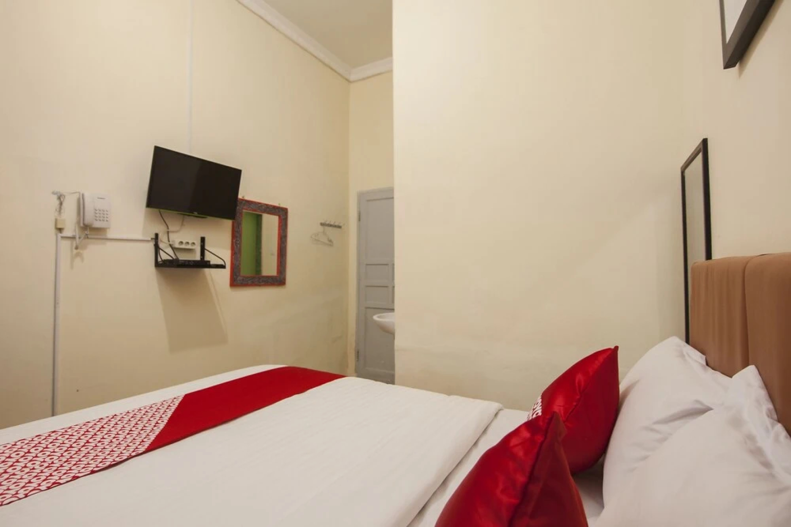 Panatapan Almonsari by Oyo Rooms