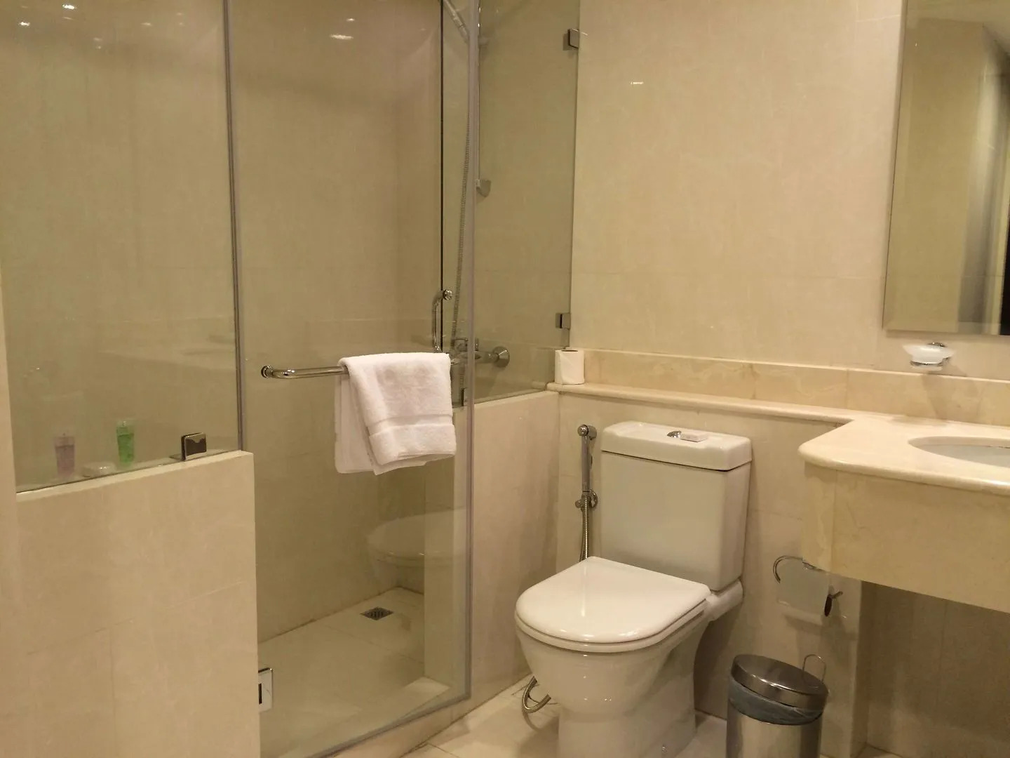 Tulip hotel And Suites