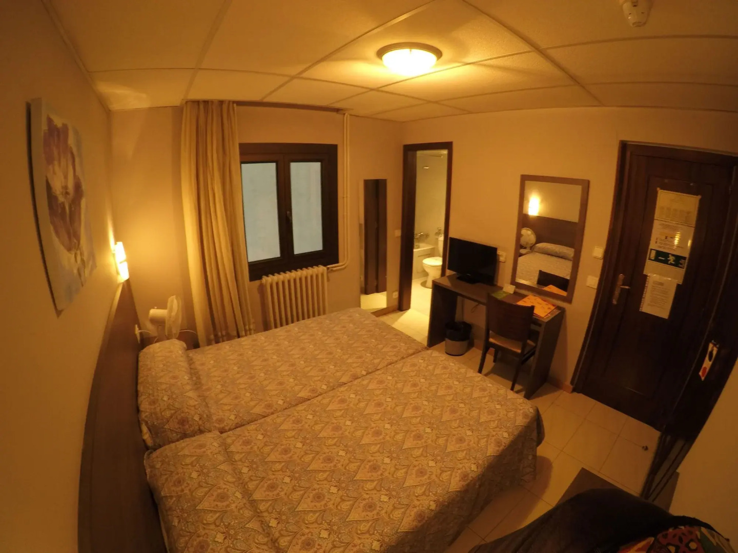 Somriu Hotel City M28