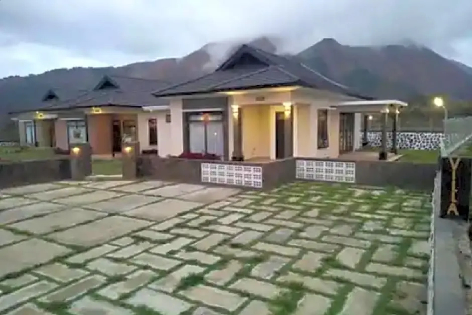 Pondok Rinjani Bu Sita