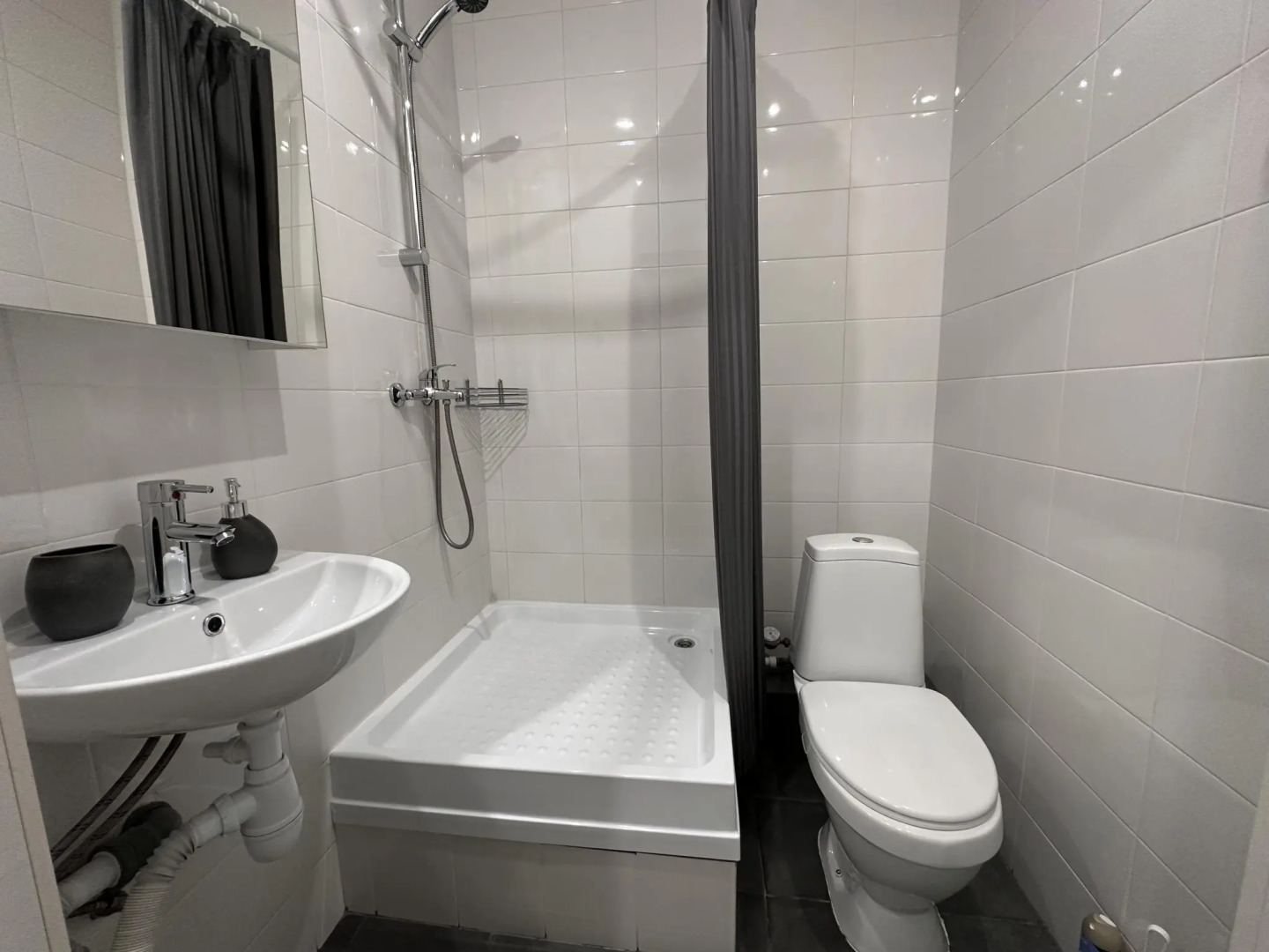 Сеть гостевых квартир на улице Ситникова 6