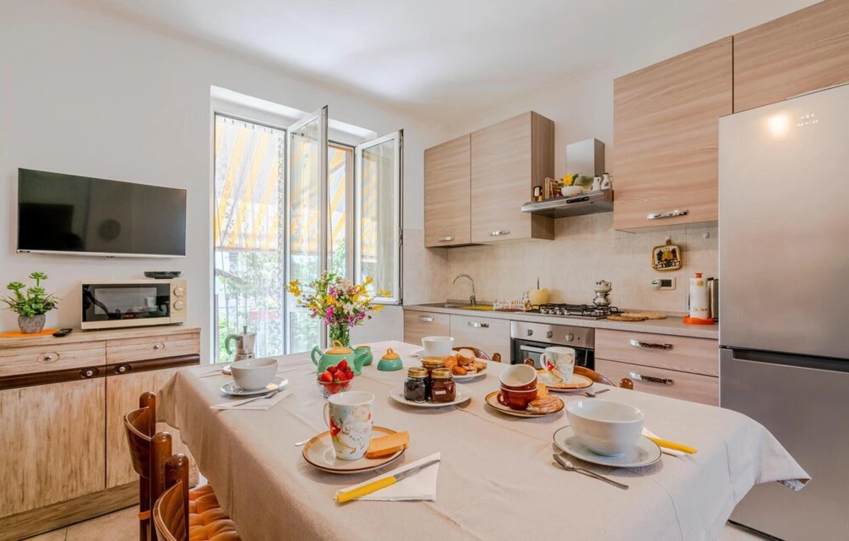 Stunning Home in Fontanile With 2 Bedrooms and Wifi