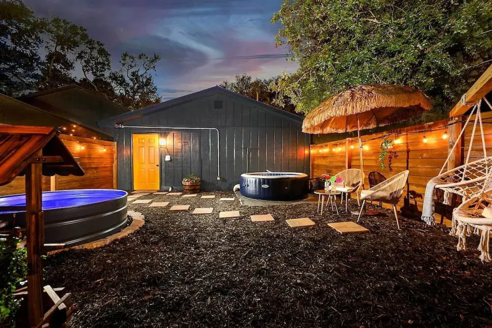Cozy Brandon Guest Studio w/ Pool & Hot Tub!