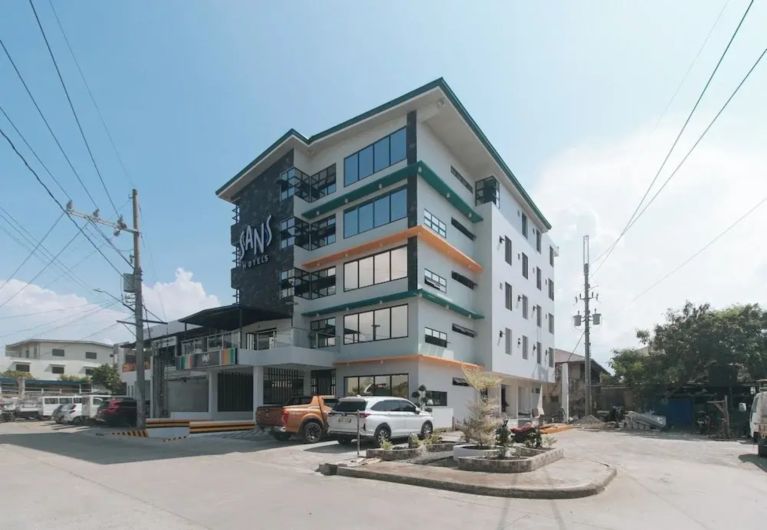 Sans Hotel near Enchanted Kingdom