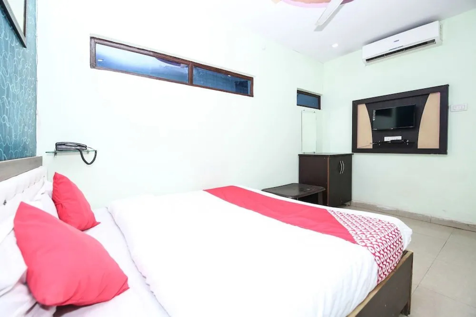 OYO 29188 Hotel Sai Palace