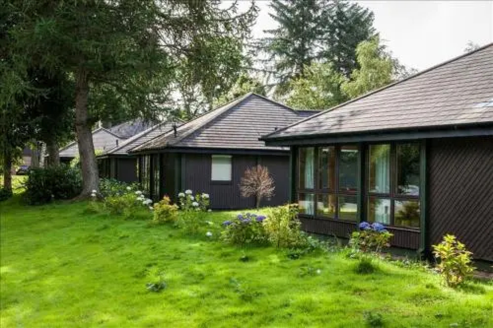 Cameron House Detached Bungalow L55