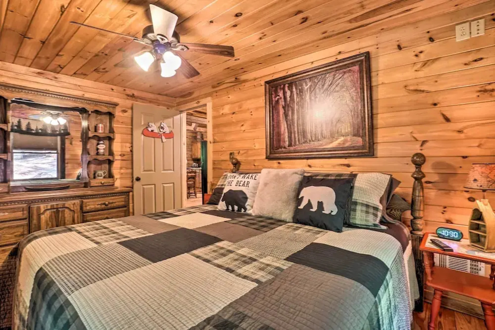 North Georgia Mtn Escape w/ Hot Tub & Games!