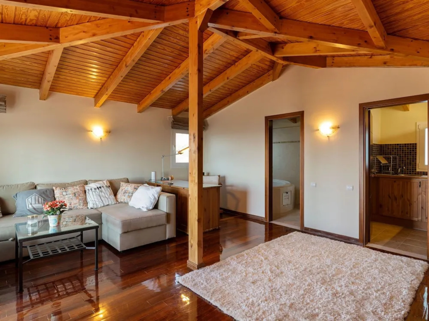 Spacious Villa in Saronida With Swimming Pool