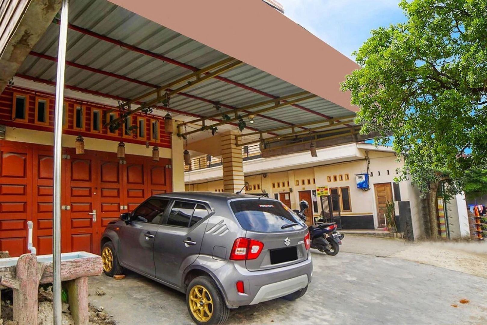 Sanina Residence by Oyo