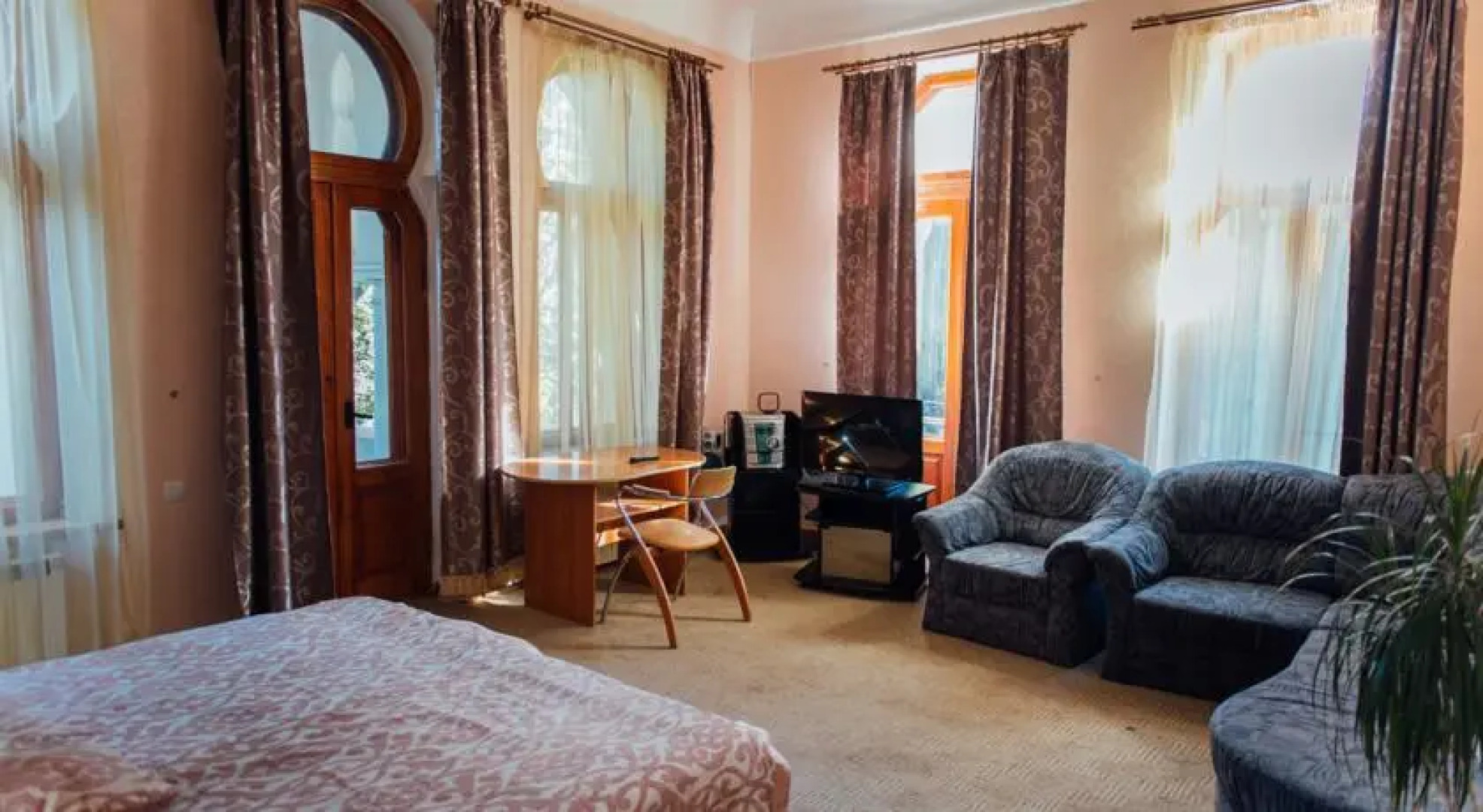 У Графини Лещинской