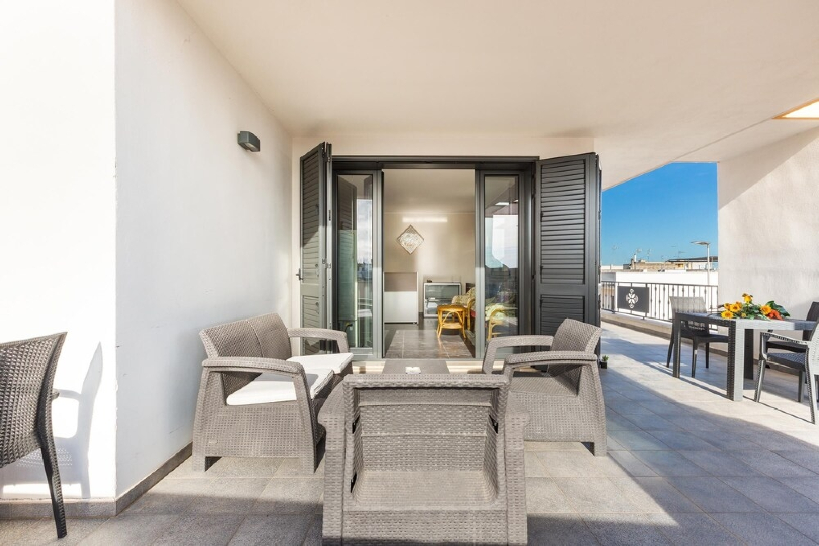 2888 B&B Terra dei Fiori - Camera Tripla Standard by Barbarhouse