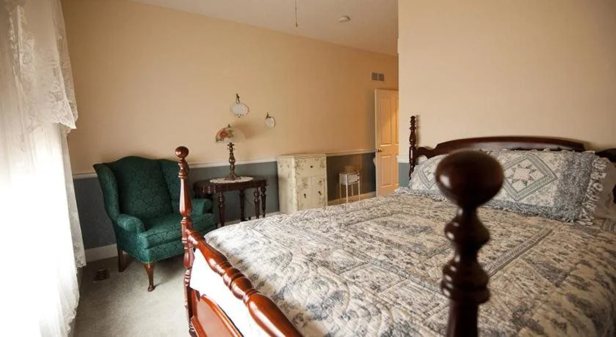 Victorian Veranda Country Inn