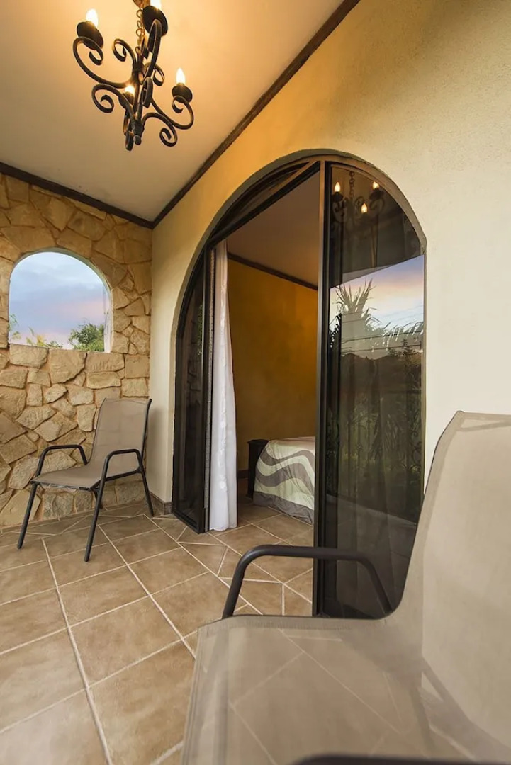 Pura Vida House Cabo Blanco