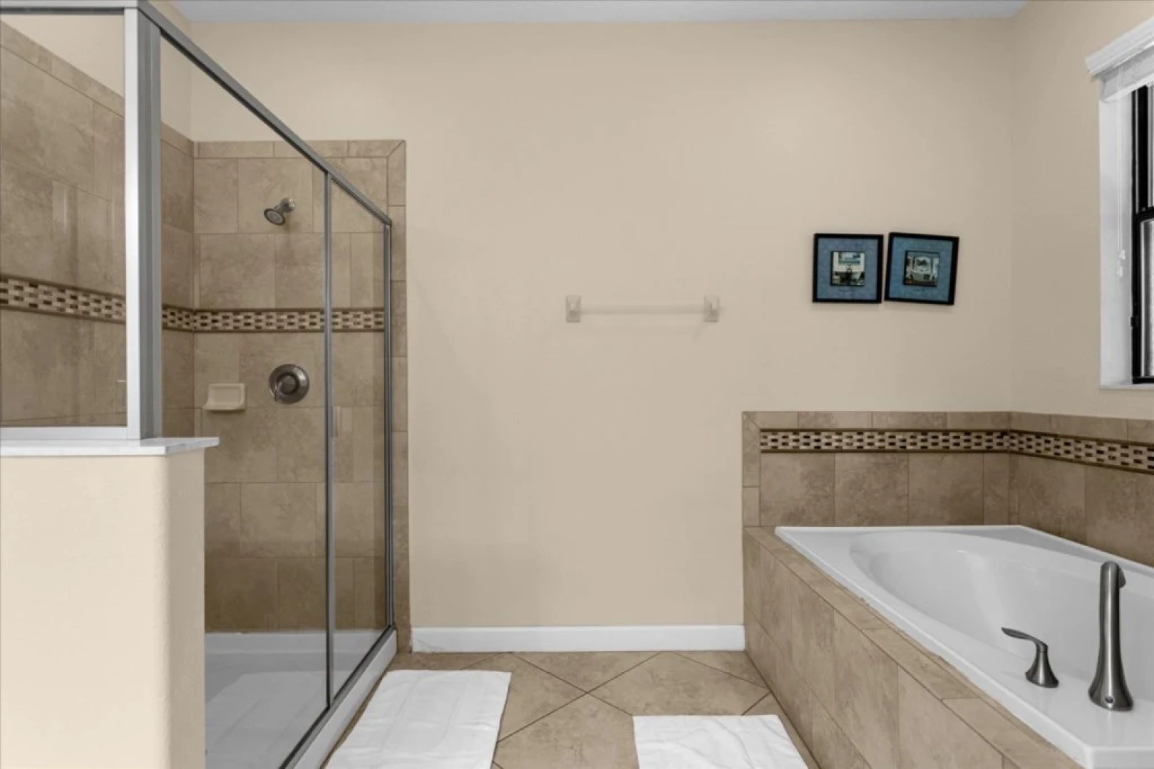 7 Bedrooms / 5 Bathrooms / Champions Gate (1532 MV), Davenport, US