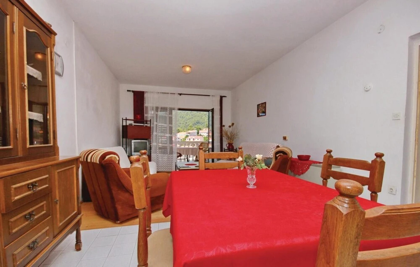 Nice Home in Brna With 3 Bedrooms and Wifi