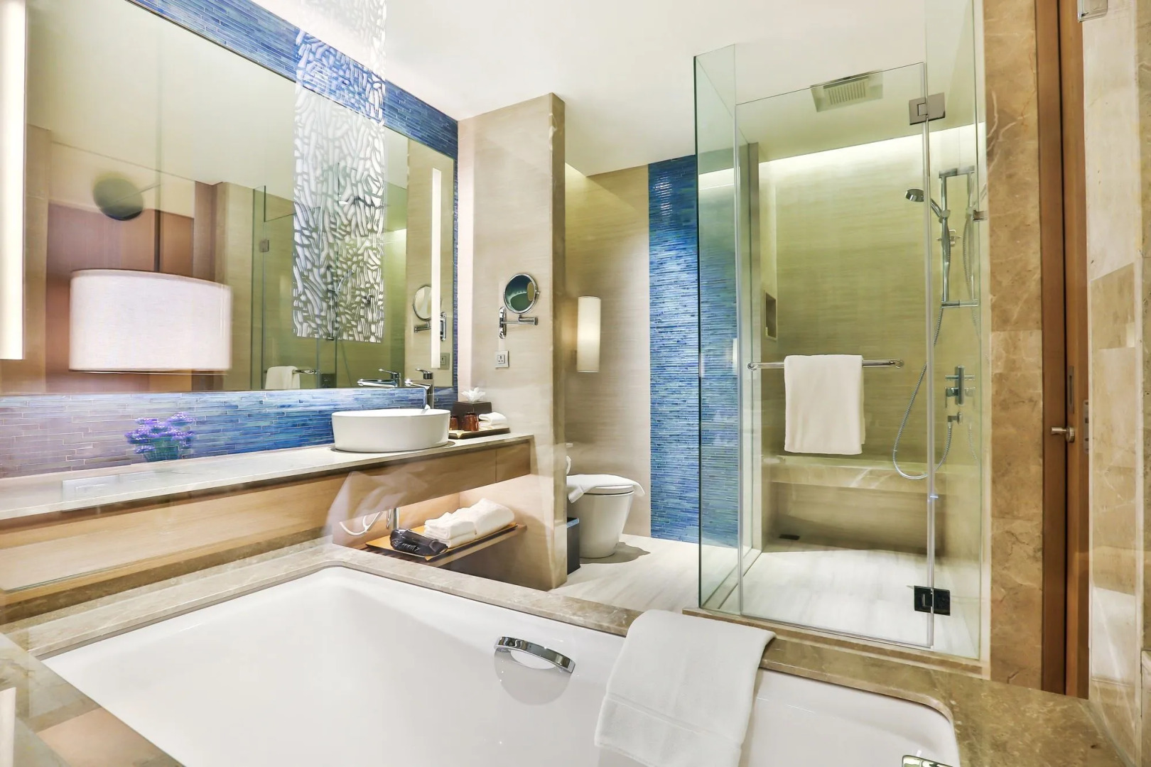 Renaissance Pattaya Resort & Spa