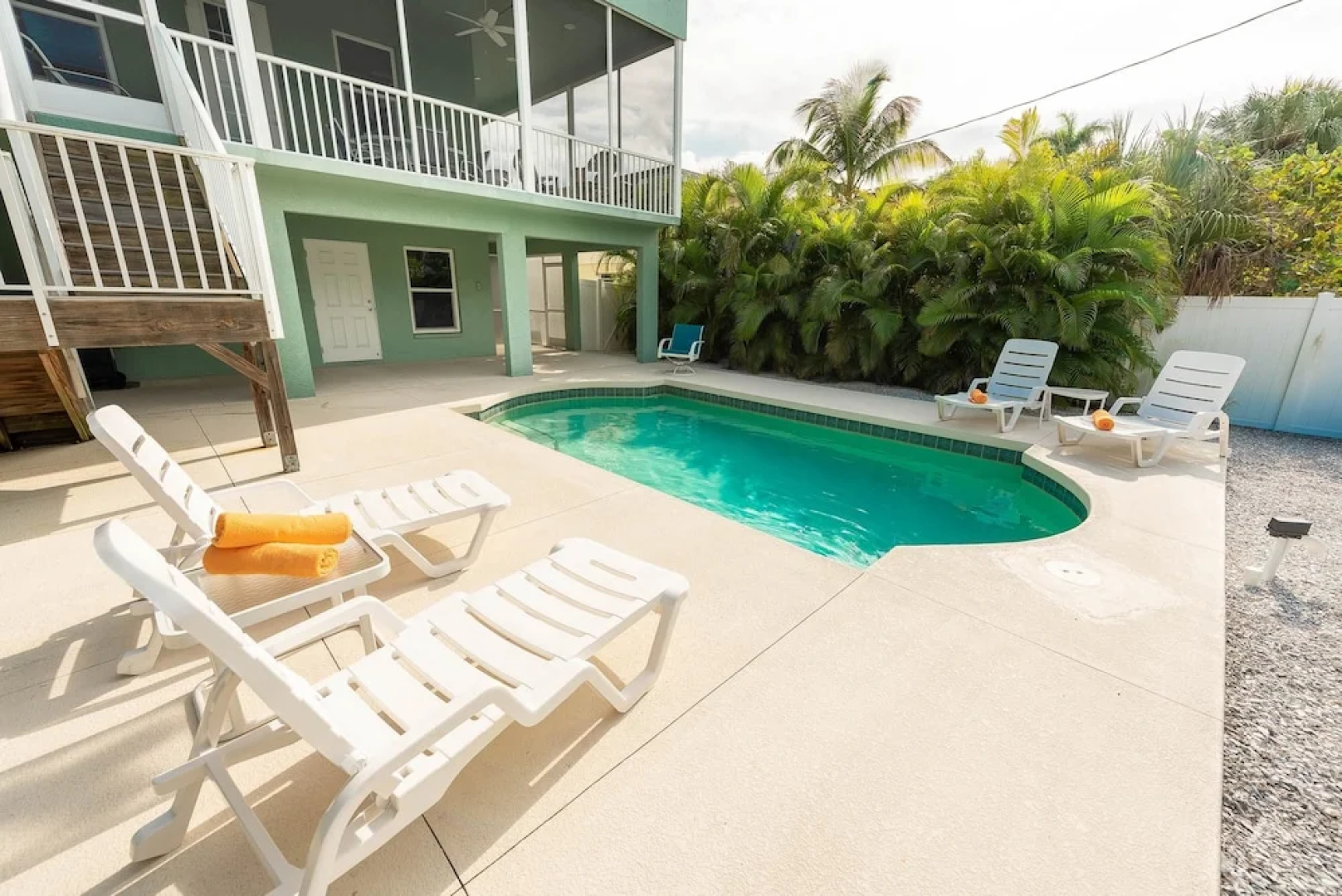Pelican Villa Apartment 4