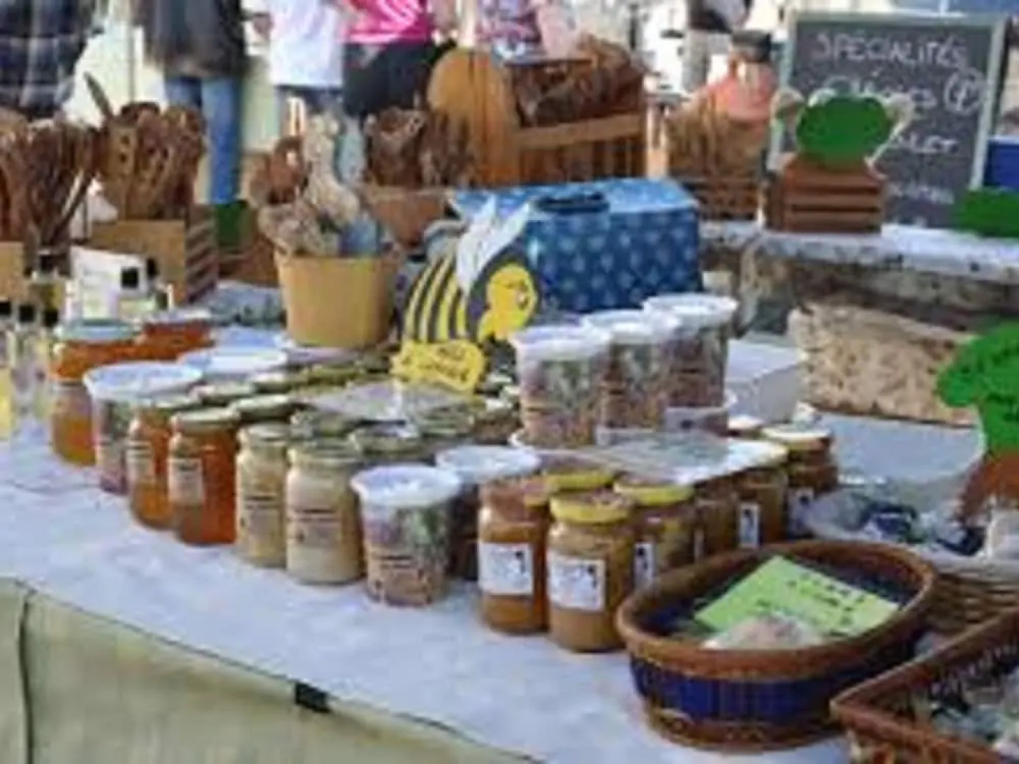 Charming Holiday Home in Oraison With Private Pool