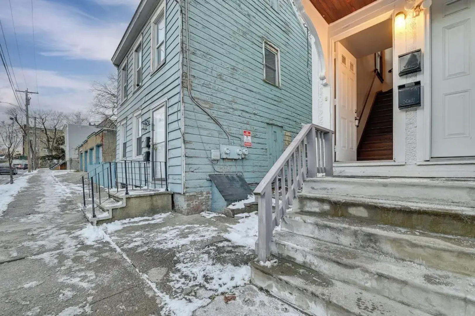 Walk to Washington Park: Remote Work-ready Apt!