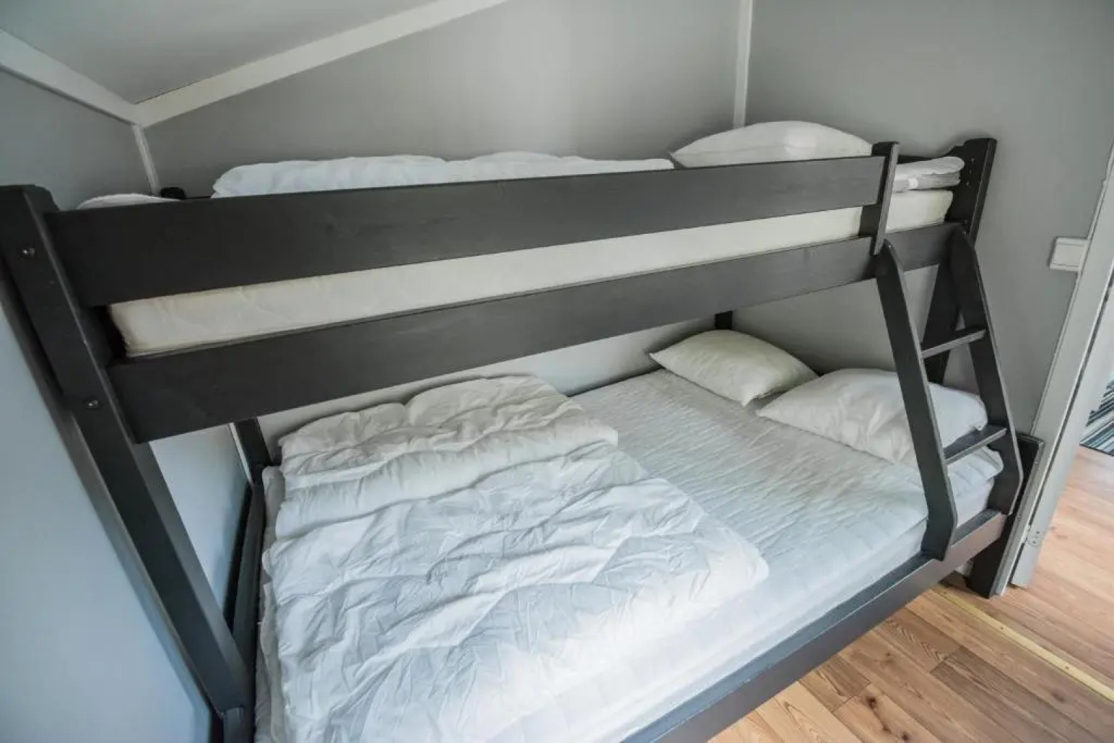 Grande Hytteutleige og Camping