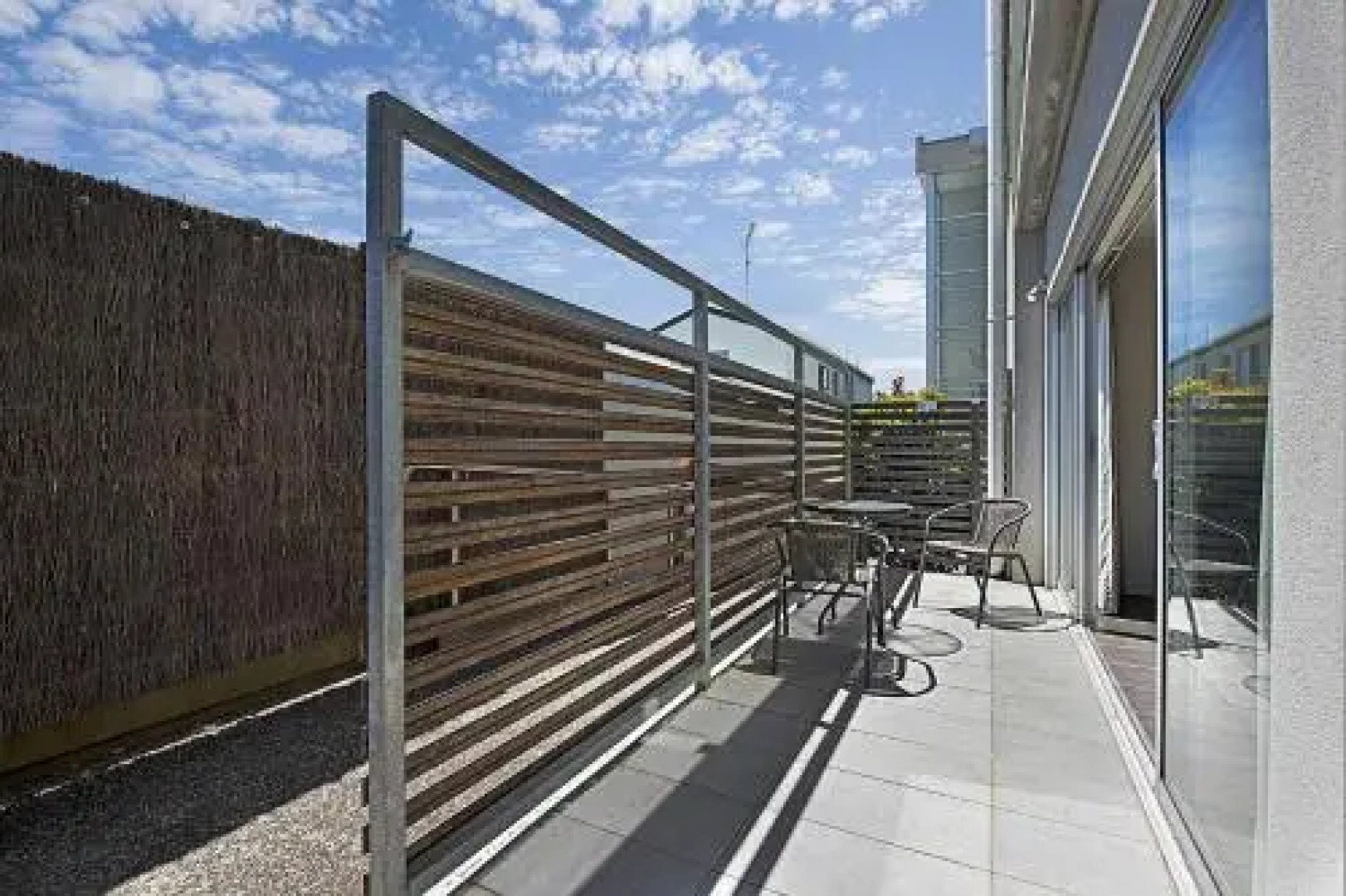 APOLLO 13 PENTHOUSE - free wifi & huge terrace!