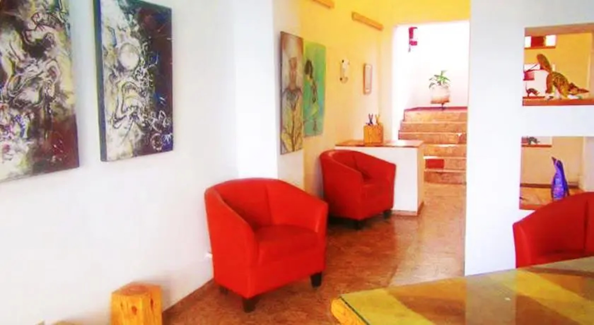 Yeccan Hostal Galeria