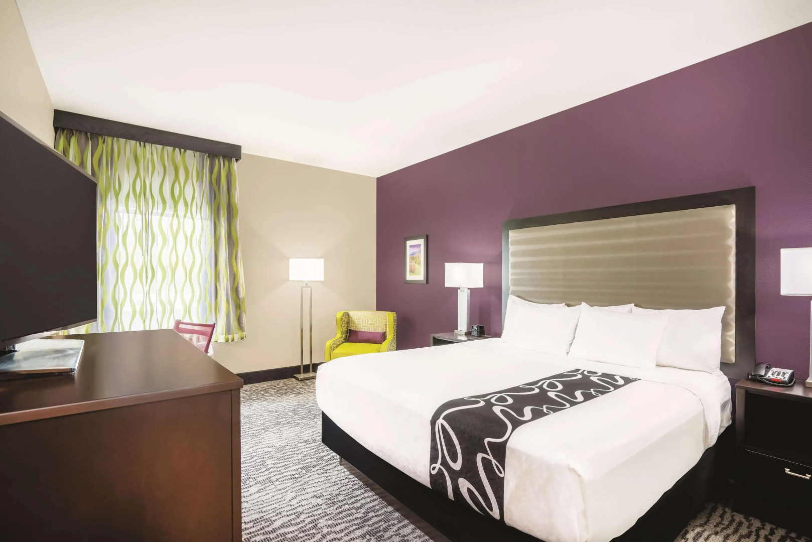 La Quinta Inn & Suites by Wyndham Clifton Park/Saratoga Area