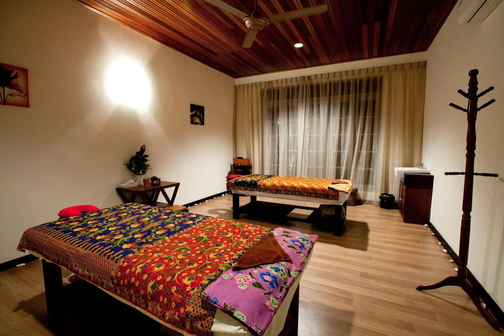 Pom Pom Island Resort